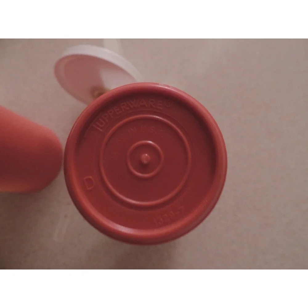 Tupperware CATSUP / Ketchup & MUSTARD Pump CONDIMENT SET orangish color vintage